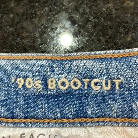 American Eagle ‘90s Bootcut Distressed Jeans 10 Regular Light Wash Denim Vintage - Picture 16 of 16